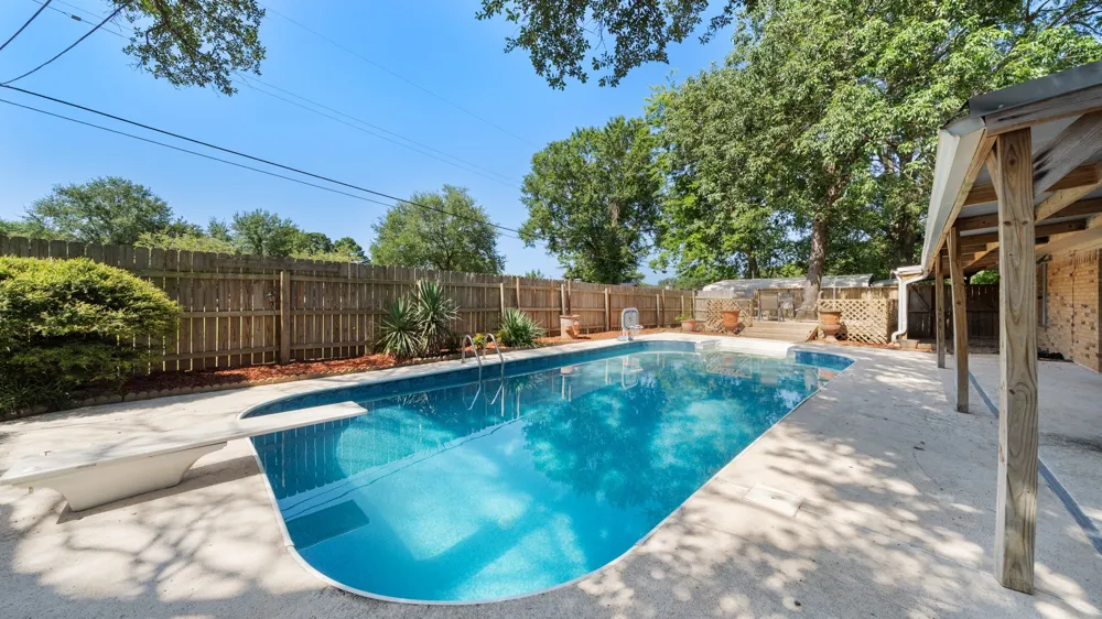 1399 vz county road 1803 Grand Saline, TX 75140