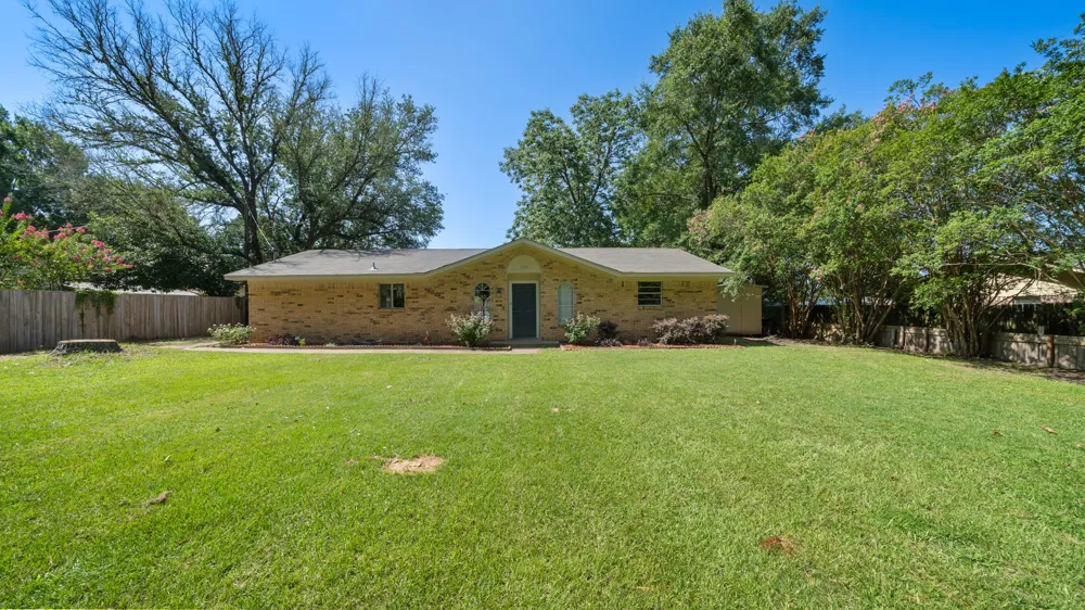 1399 vz county road 1803 Grand Saline, TX 75140