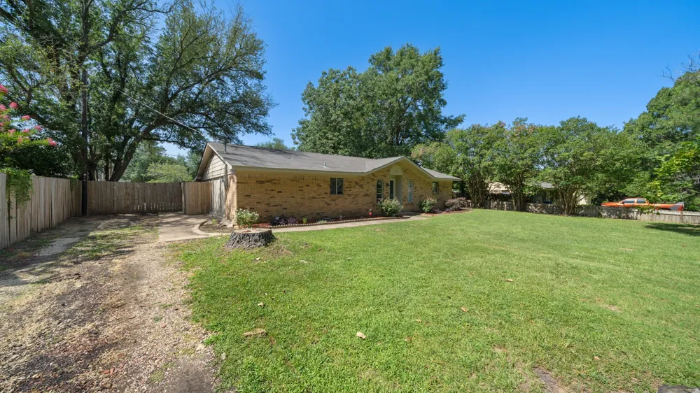 1399 vz county road 1803 Grand Saline, TX 75140