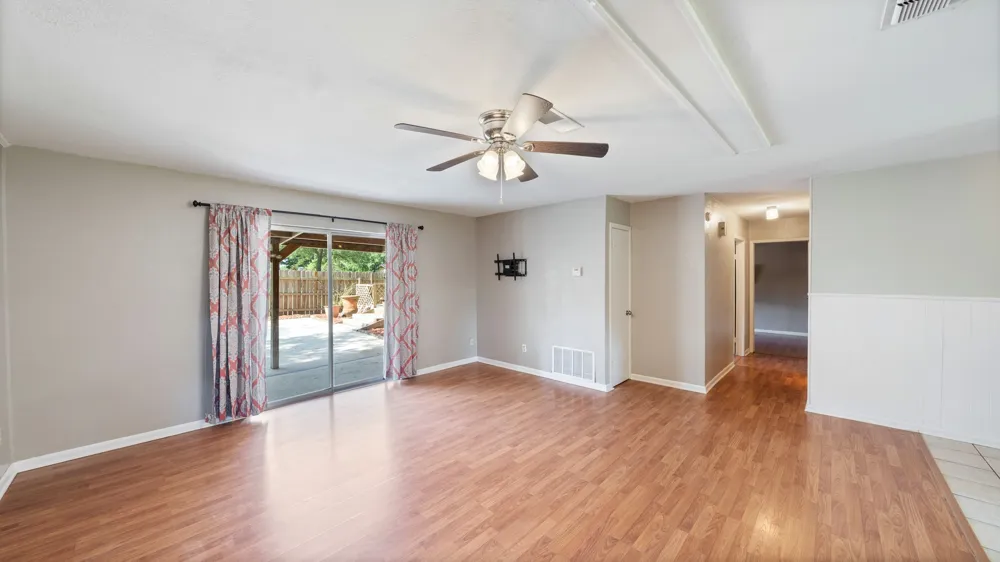 1399 vz county road 1803 Grand Saline, TX 75140