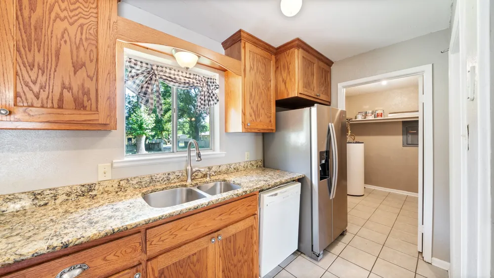 1399 vz county road 1803 Grand Saline, TX 75140