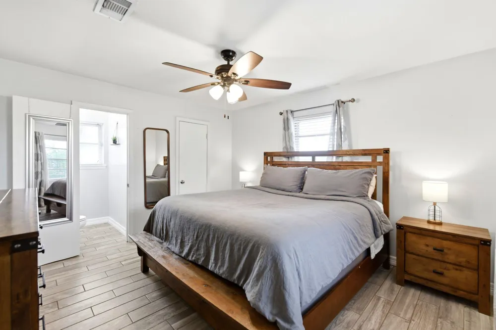 2405 Hillshire Drive Deer Park, TX 77536