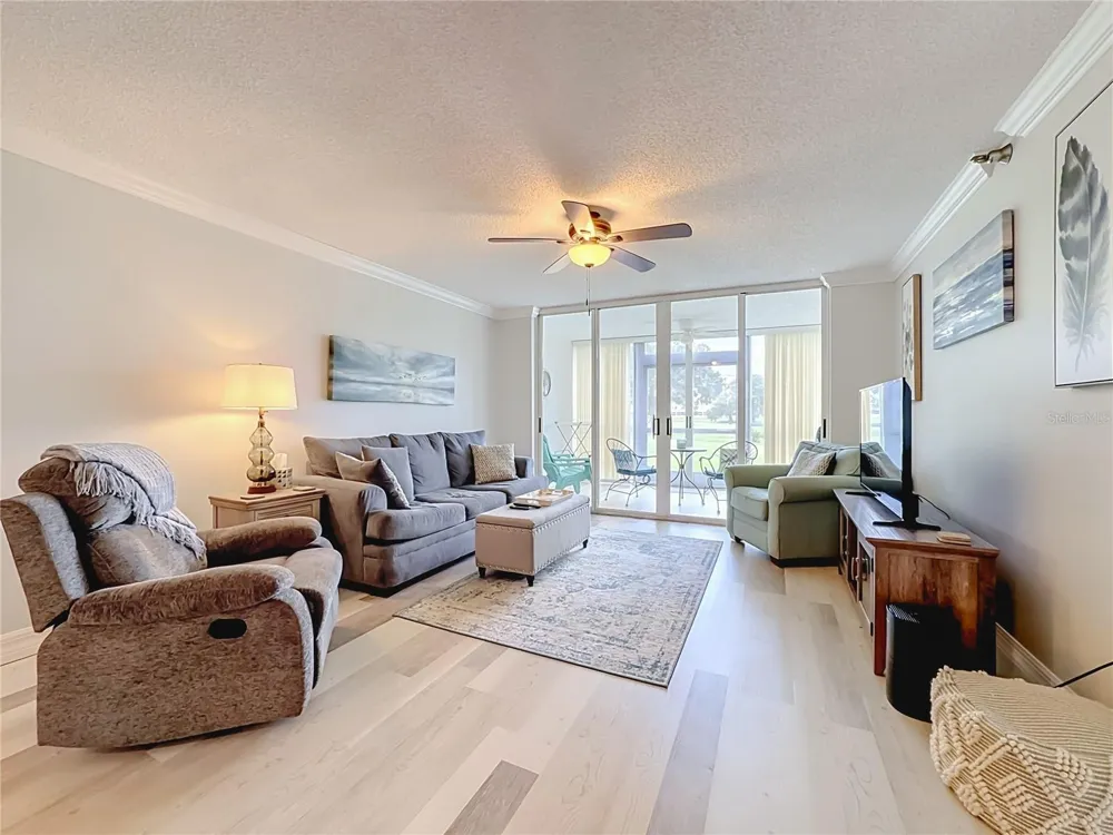 3750 PINEBROOK CIRCLE #107 Bradenton, FL 34209