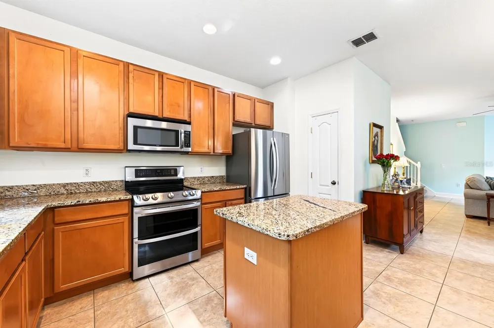 5585 RUTHERFORD PLACE Oviedo, FL 32765