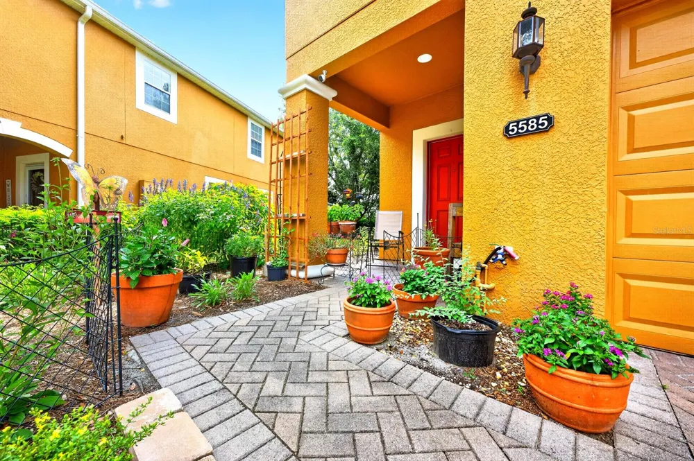 5585 RUTHERFORD PLACE Oviedo, FL 32765