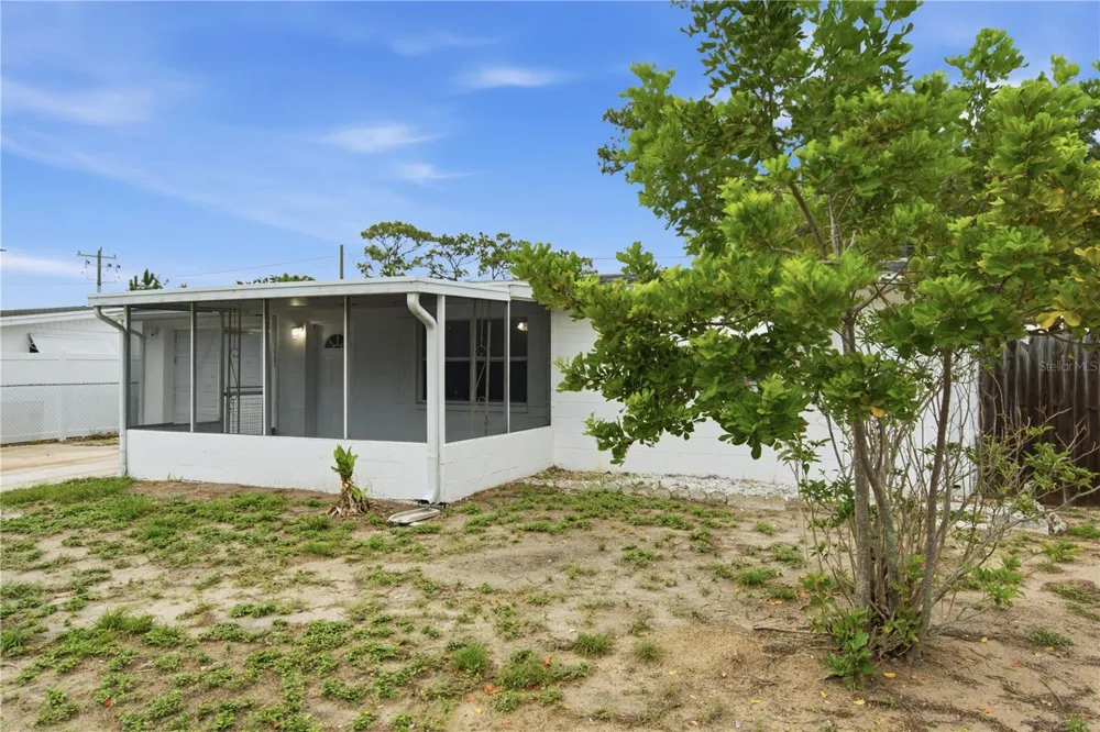 2122 HOLIDAY DRIVE Holiday, FL 34691