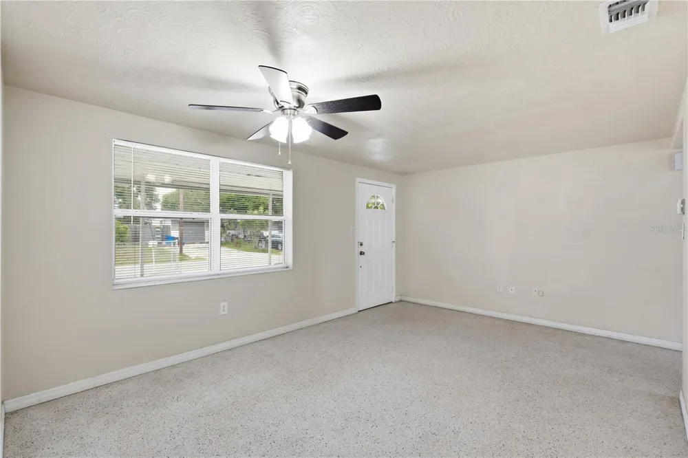 2122 HOLIDAY DRIVE Holiday, FL 34691