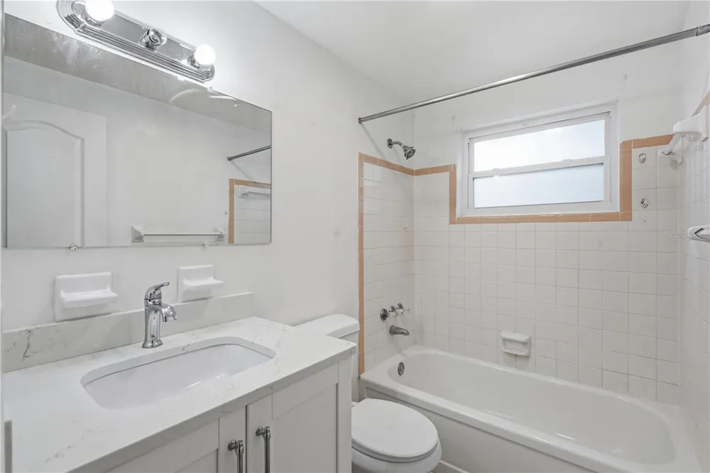 2122 HOLIDAY DRIVE Holiday, FL 34691