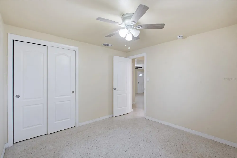 2122 HOLIDAY DRIVE Holiday, FL 34691