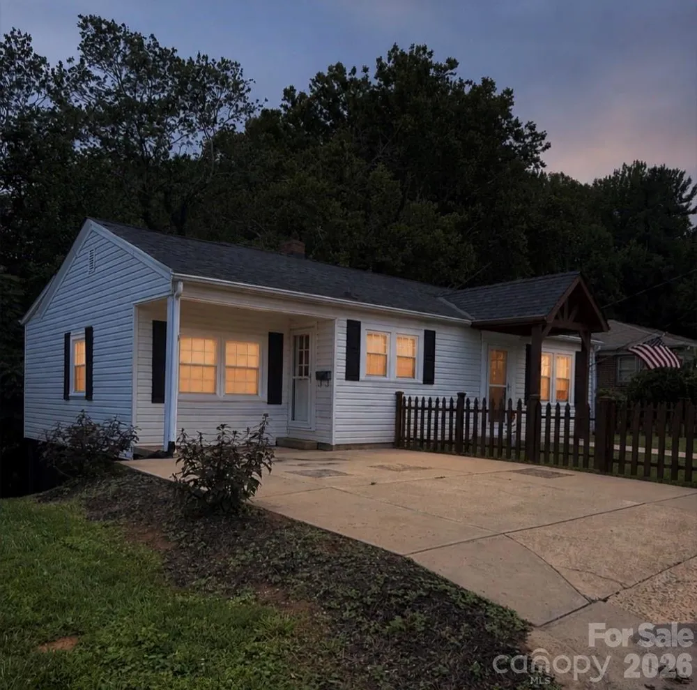416 Edgewood Drive SW Lenoir, NC 28645