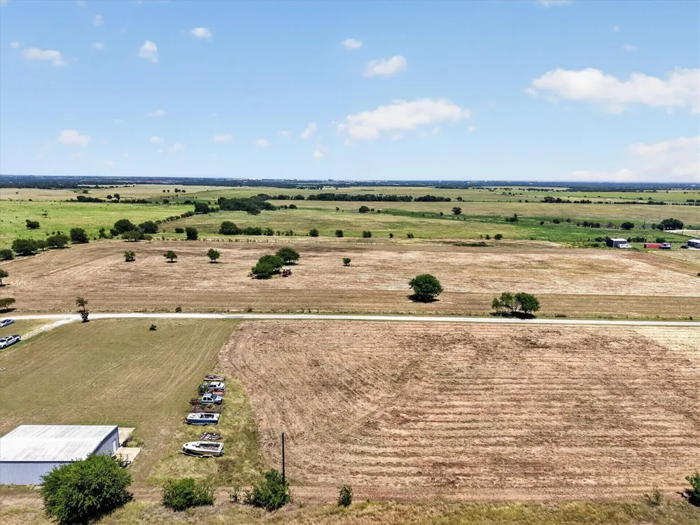 Lone Elm Road Waxahachie, TX 75167