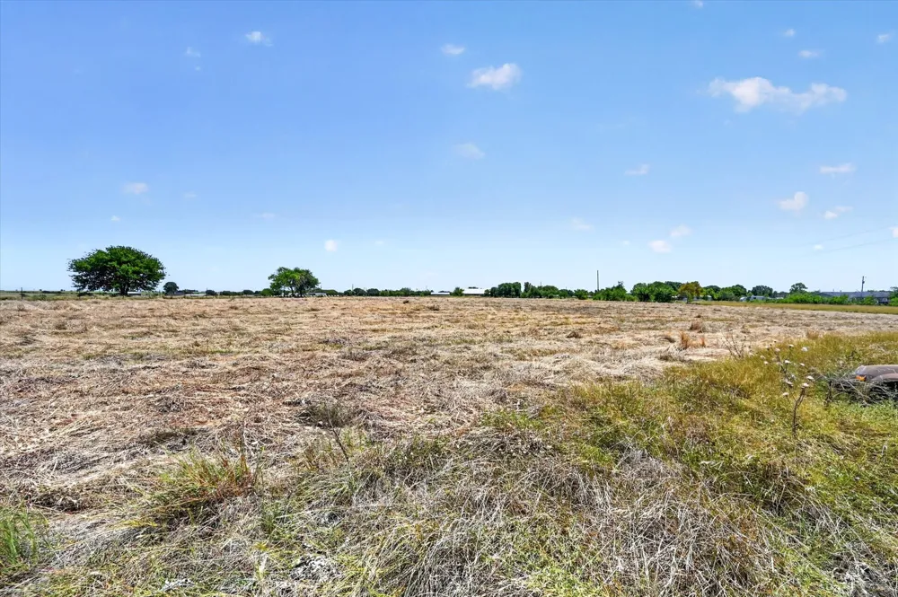 Lone Elm Road Waxahachie, TX 75167