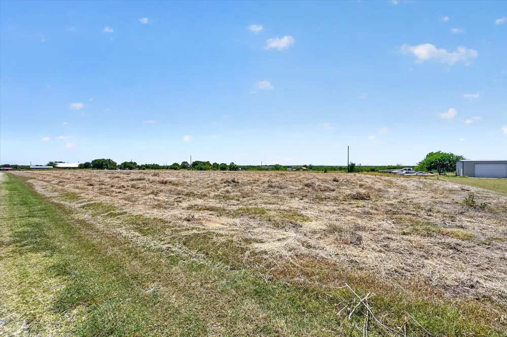 Lone Elm Road Waxahachie, TX 75167