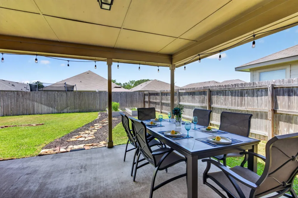 1933 Cartwright Street Bryan, TX 77807