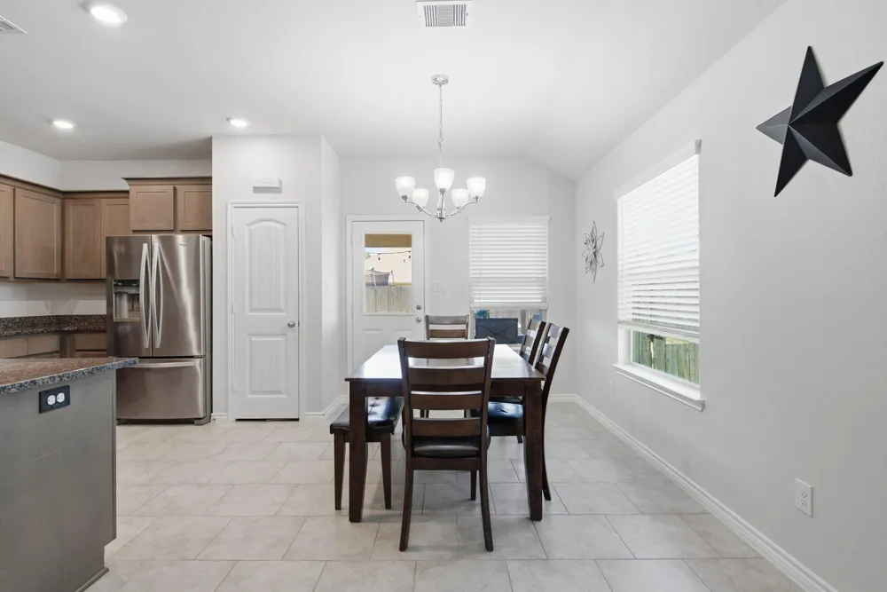 1933 Cartwright Street Bryan, TX 77807