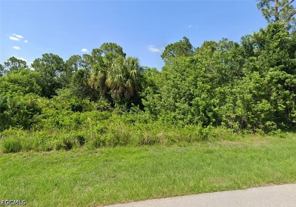 Madelyn Avenue Port Charlotte, FL 33954