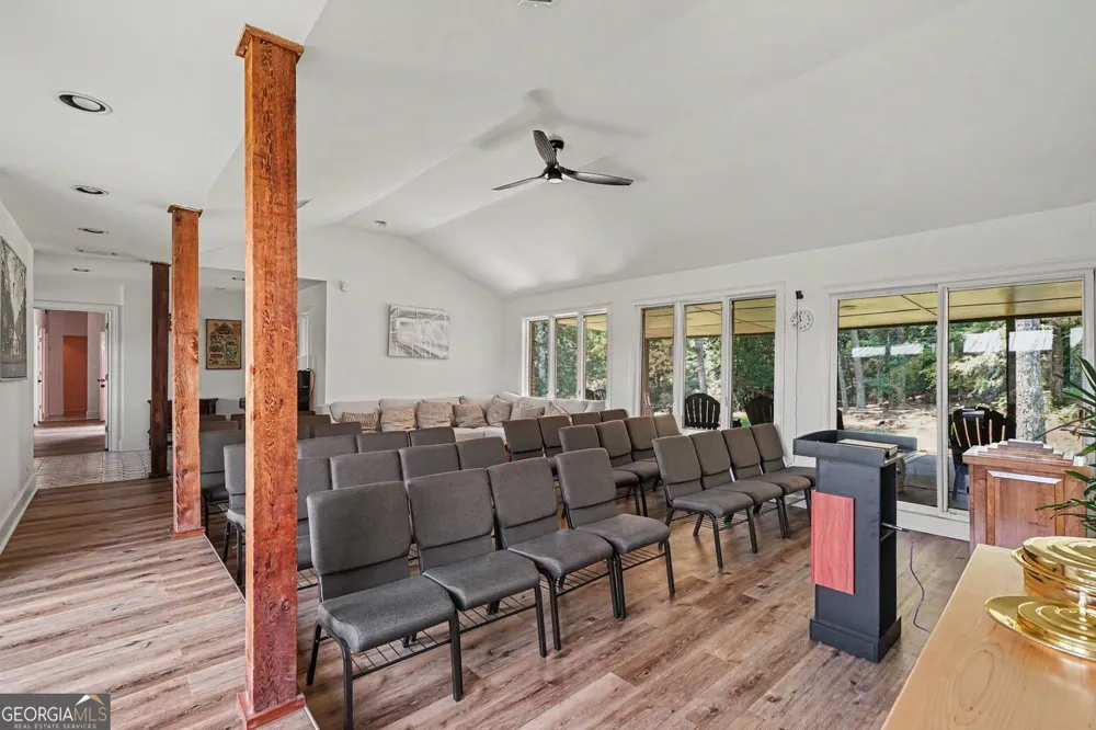 2071 W Hightower TRL Conyers, GA 30012