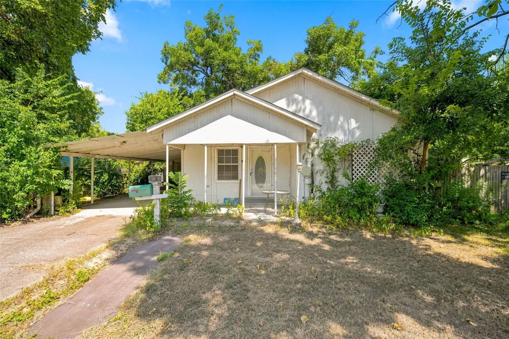 405 NE 4th Street Hubbard, TX 76648