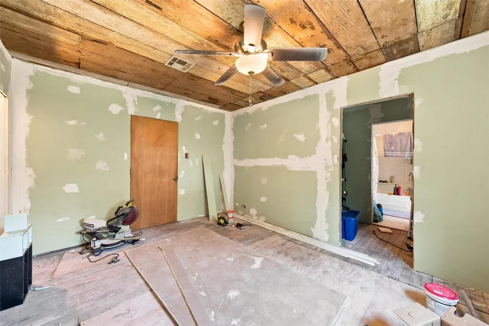 405 NE 4th Street Hubbard, TX 76648