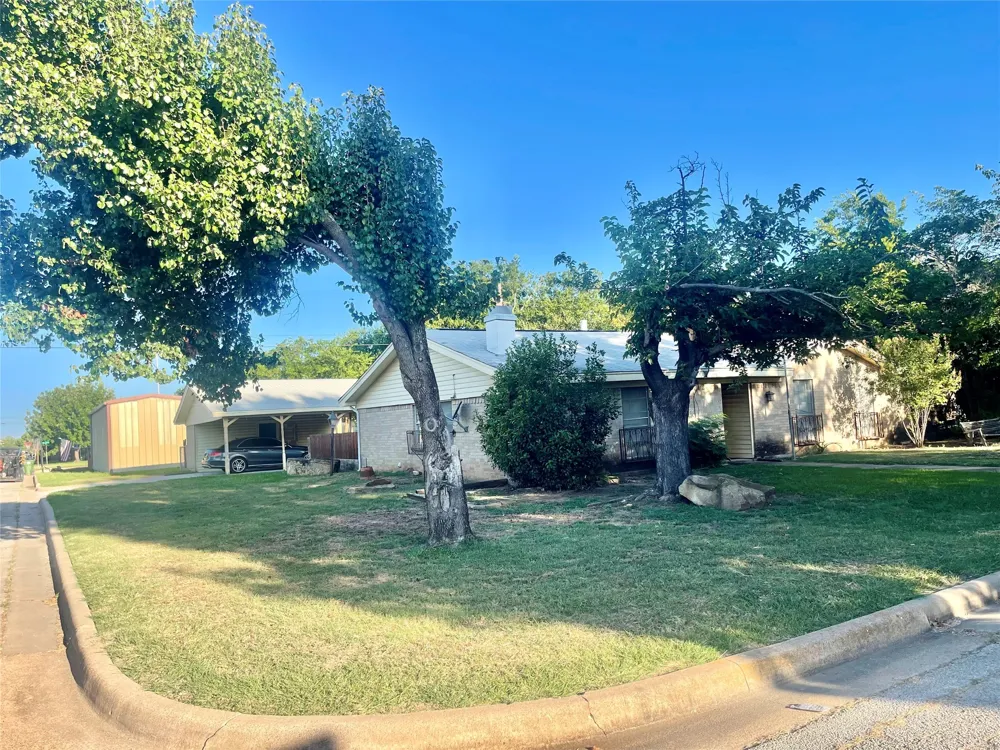 2110 SE 25th Avenue Mineral Wells, TX 76067