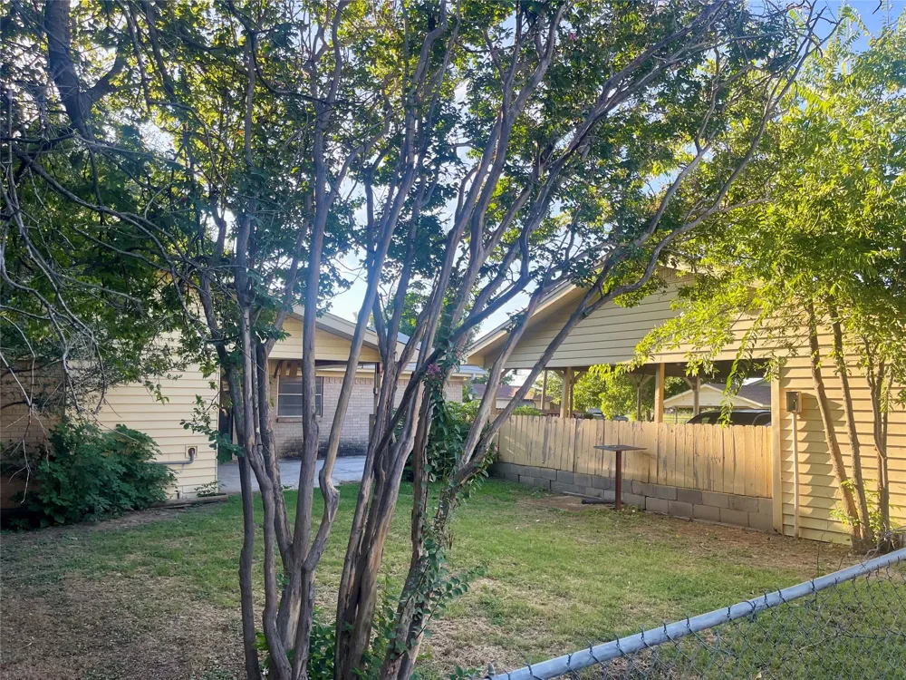 2110 SE 25th Avenue Mineral Wells, TX 76067