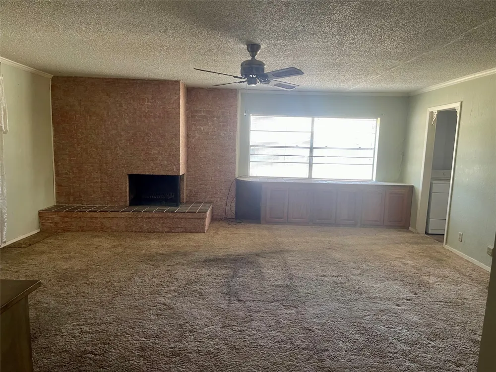 2110 SE 25th Avenue Mineral Wells, TX 76067