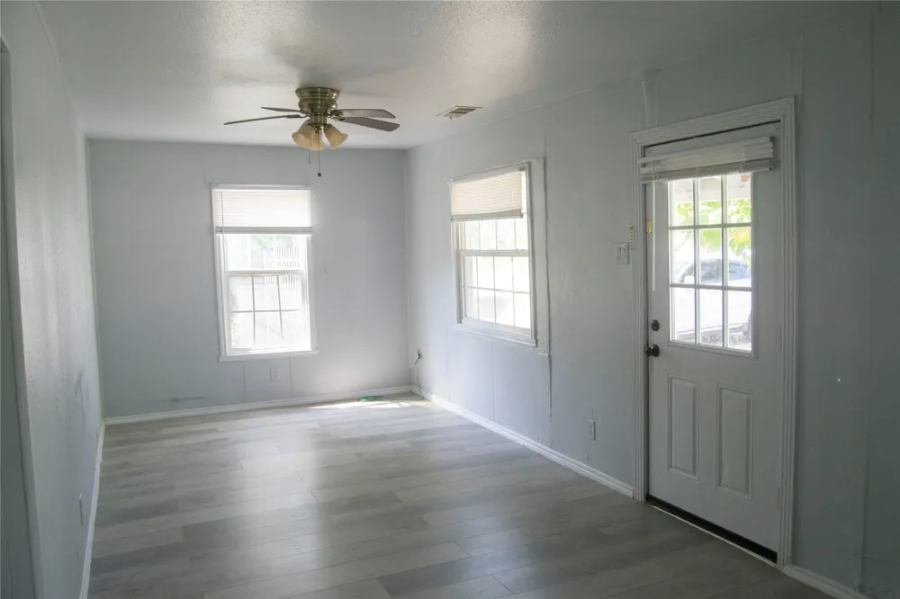 701 E Aimee Street Forney, TX 75126