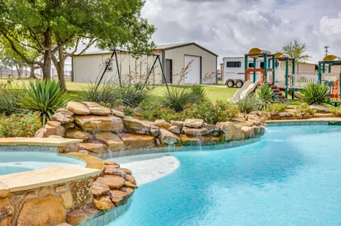 13516 Haslet Court