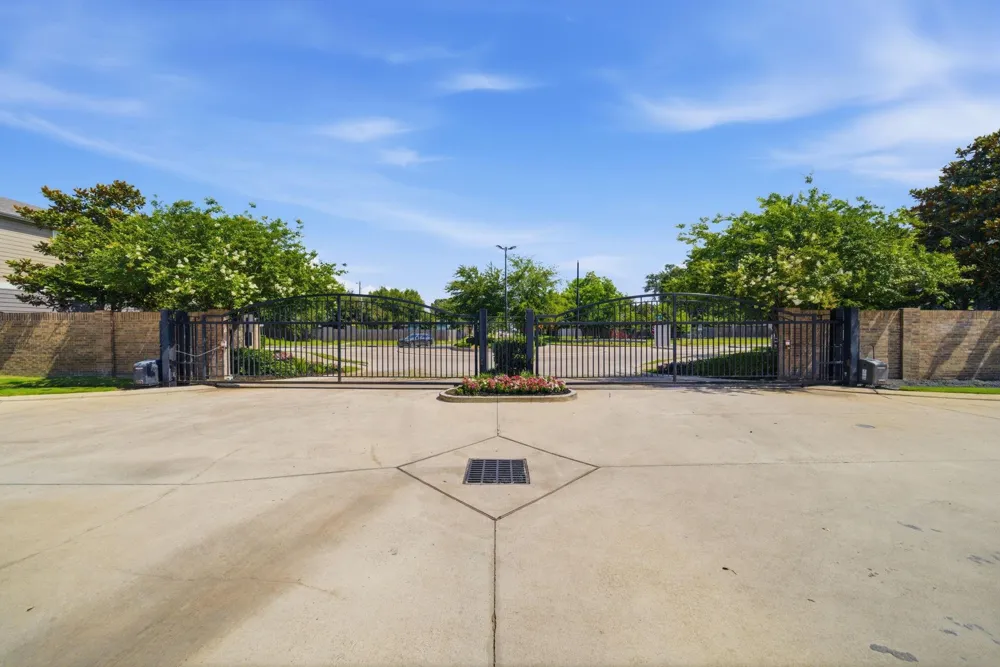 1417 Biondo Way Houston, TX 77008