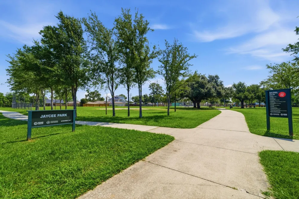 1417 Biondo Way Houston, TX 77008