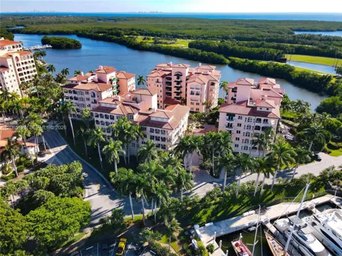 13647 Deering Bay Dr #142