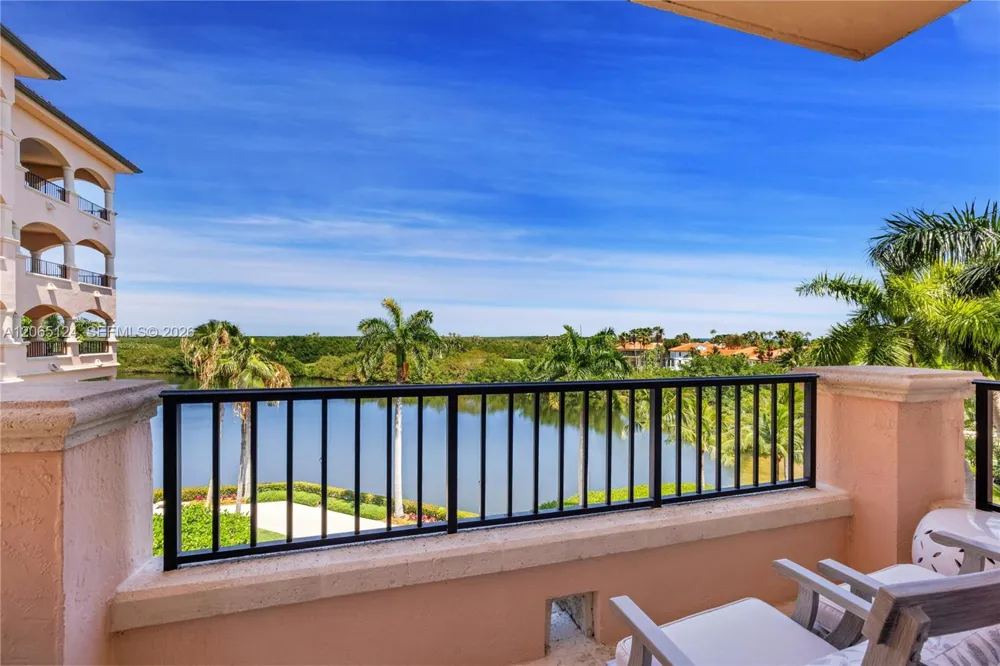 13647 Deering Bay Dr #142 Coral Gables, FL 33158