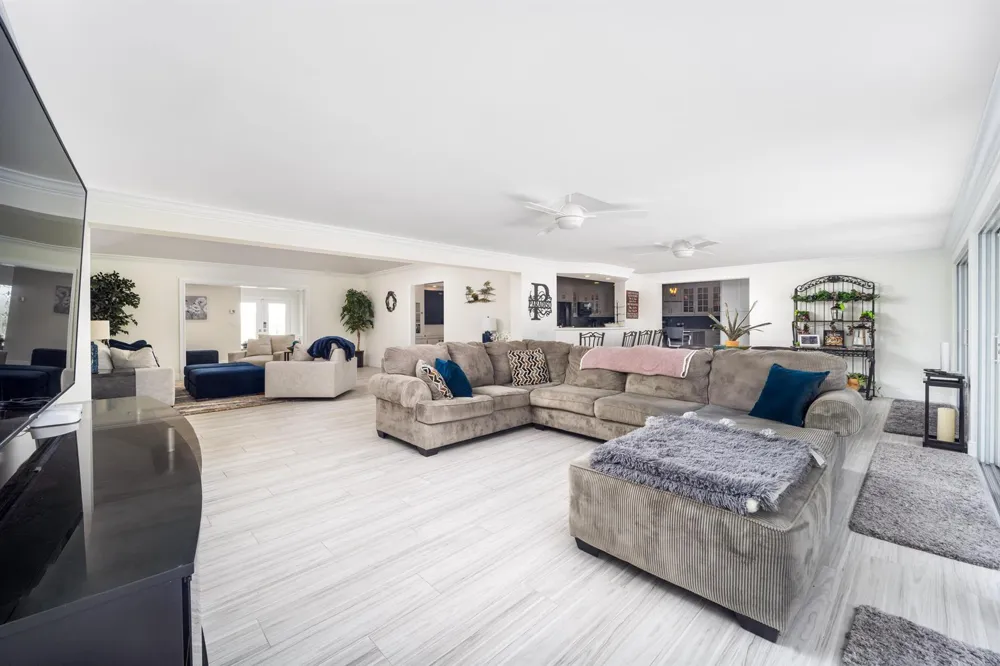 3273 SE FAIRWAY E Stuart, FL 34997
