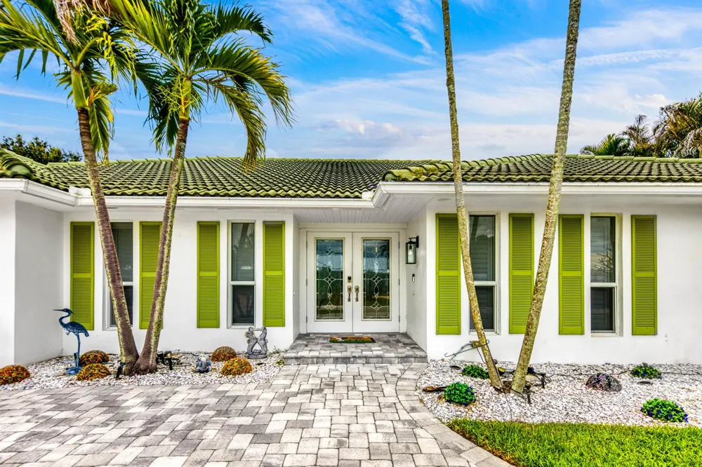 3273 SE FAIRWAY E Stuart, FL 34997