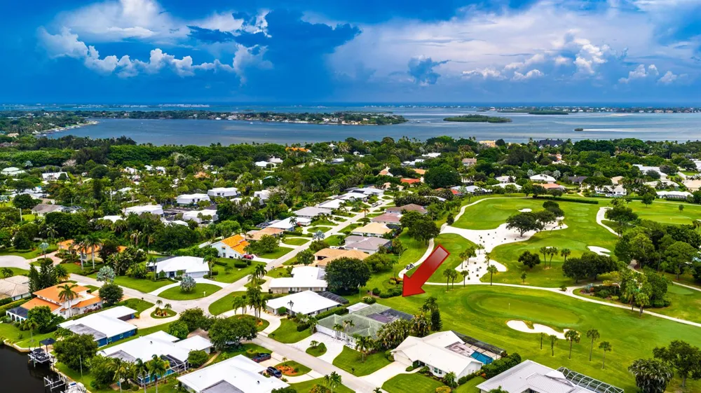 3273 SE FAIRWAY E Stuart, FL 34997