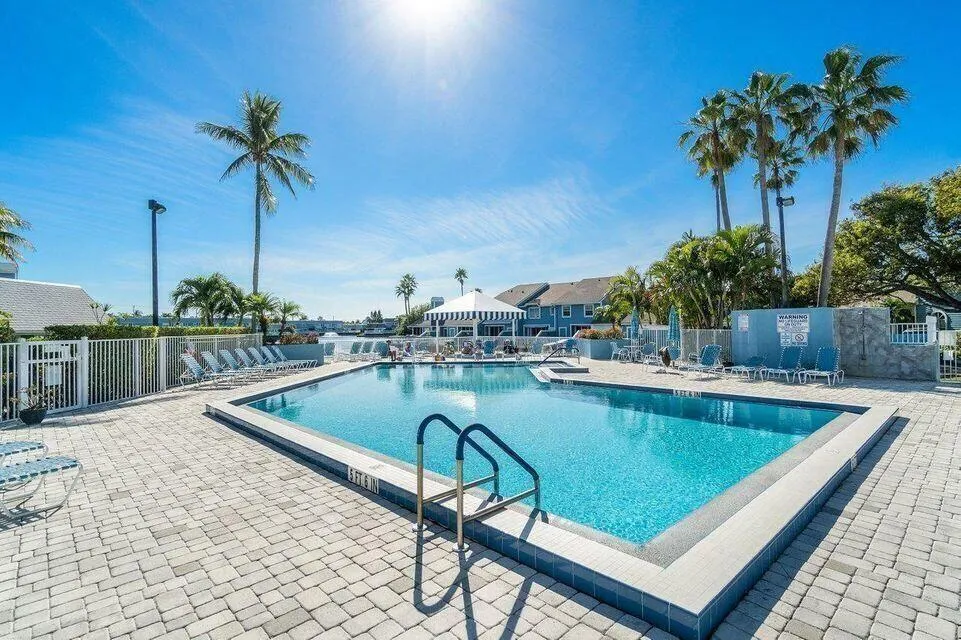 706 Ocean Dunes Circle Jupiter, FL 33477