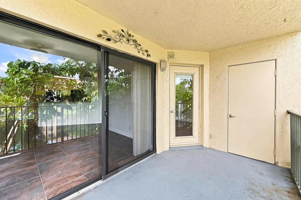 9999 SUMMERBREEZE DRIVE #417 Sunrise, FL 33322
