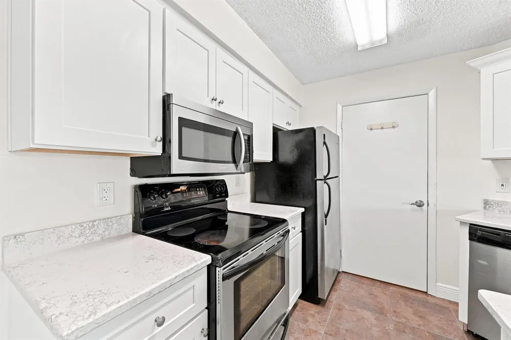9999 SUMMERBREEZE DRIVE #417 Sunrise, FL 33322