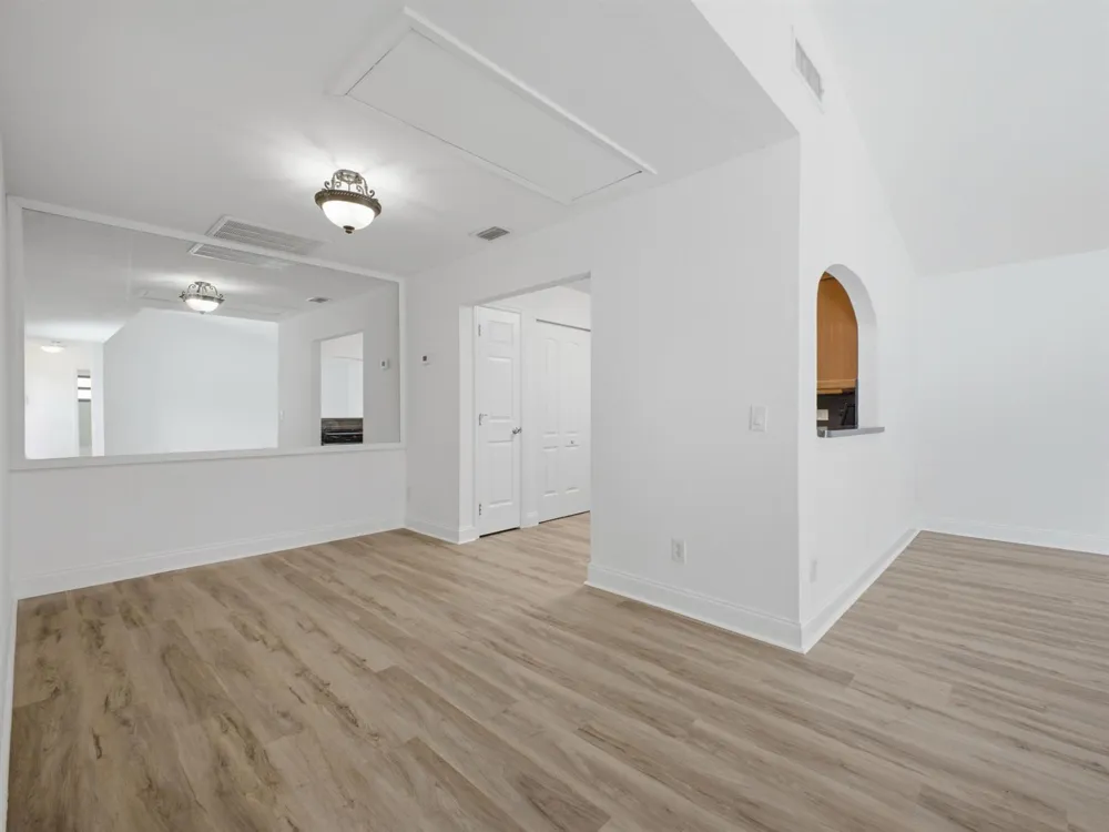 1110 Manor Drive Palm Springs, FL 33461
