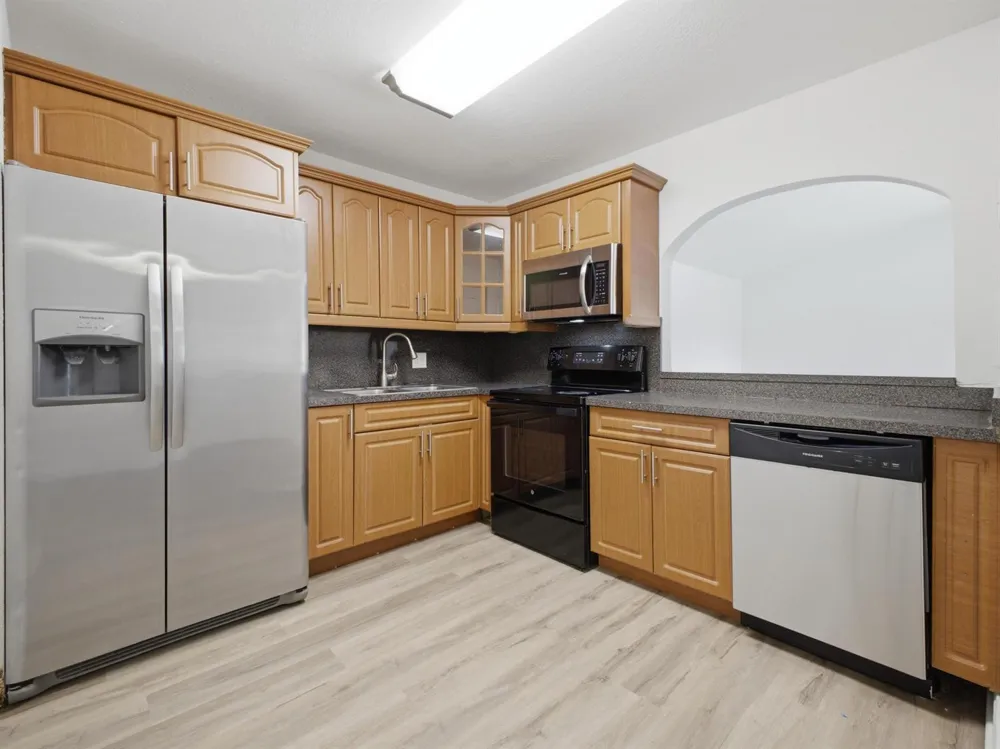 1110 Manor Drive Palm Springs, FL 33461