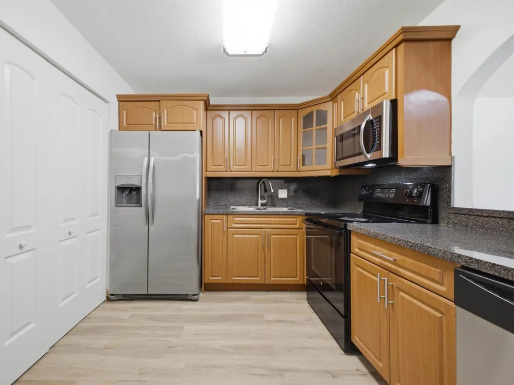 1110 Manor Drive Palm Springs, FL 33461