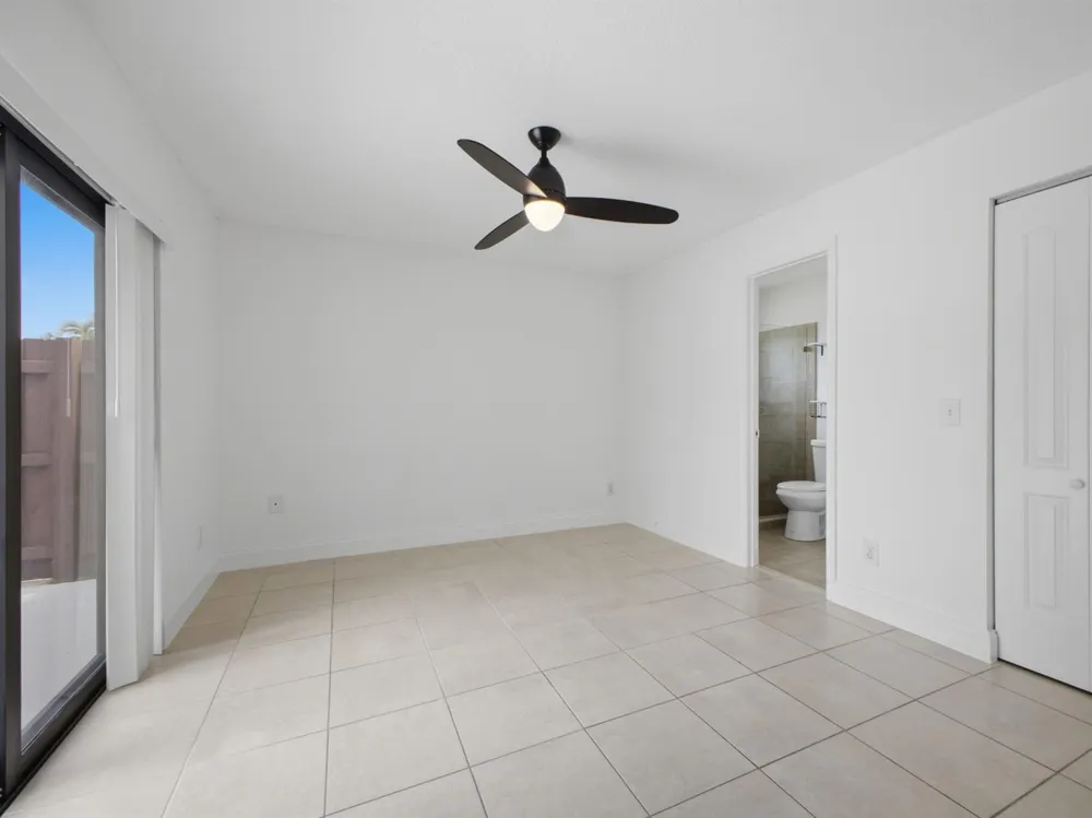 1110 Manor Drive Palm Springs, FL 33461