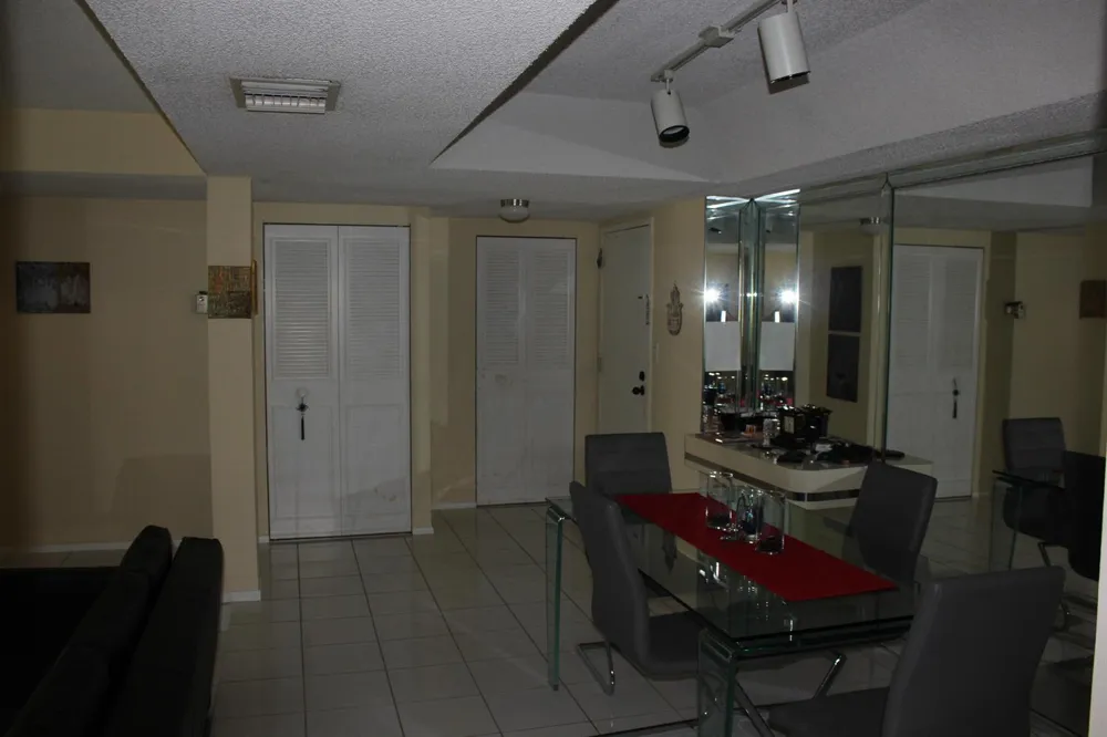 3660 INVERRARY DRIVE #3V Lauderhill, FL 33319