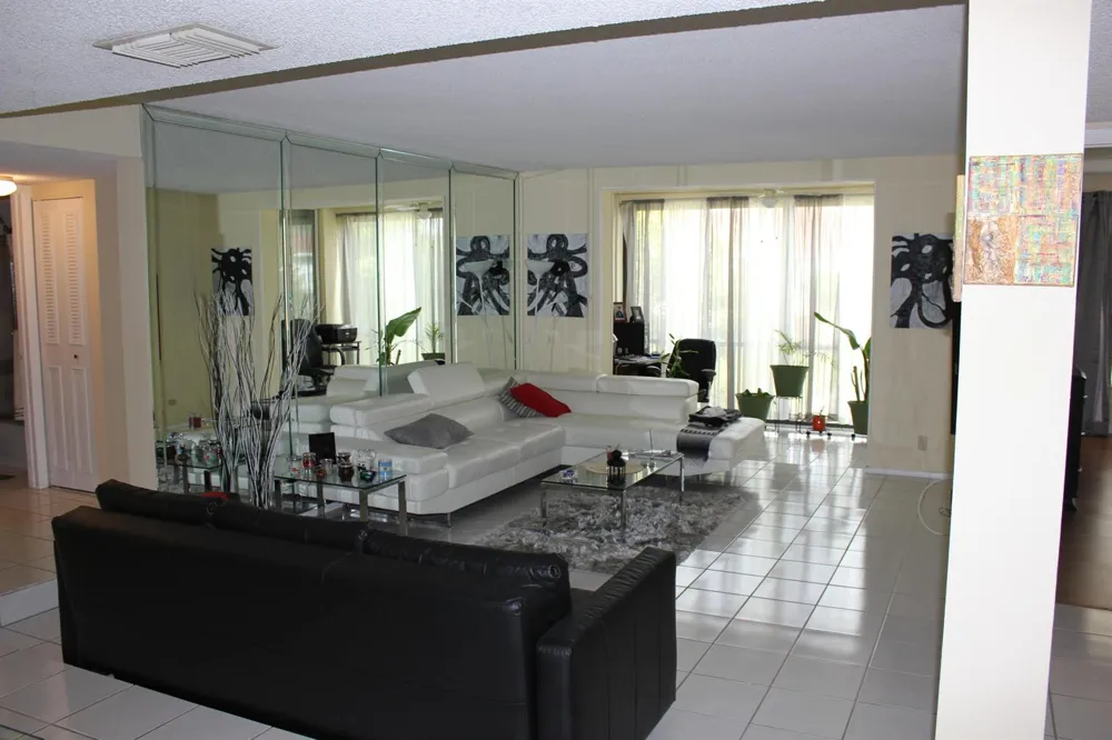 3660 INVERRARY DRIVE #3V Lauderhill, FL 33319