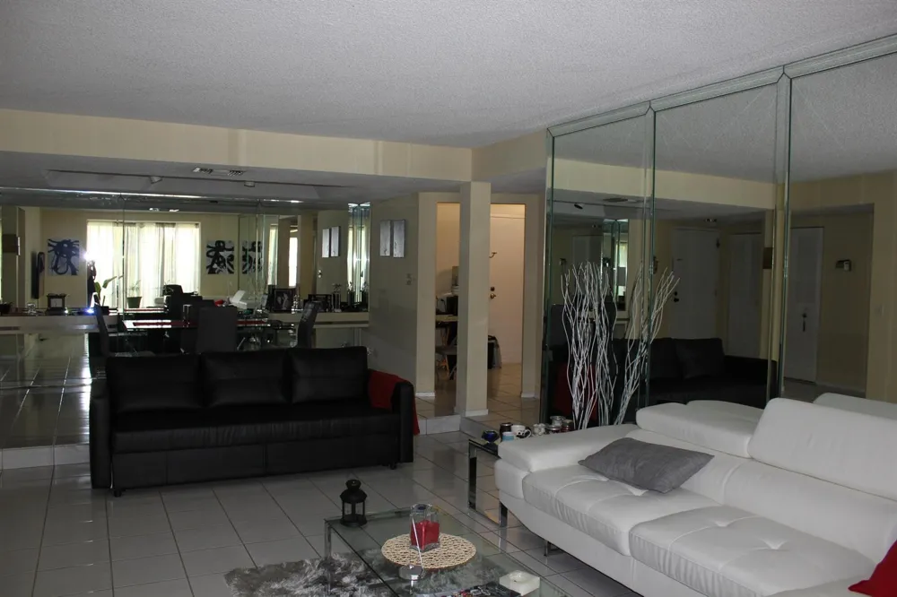 3660 INVERRARY DRIVE #3V Lauderhill, FL 33319
