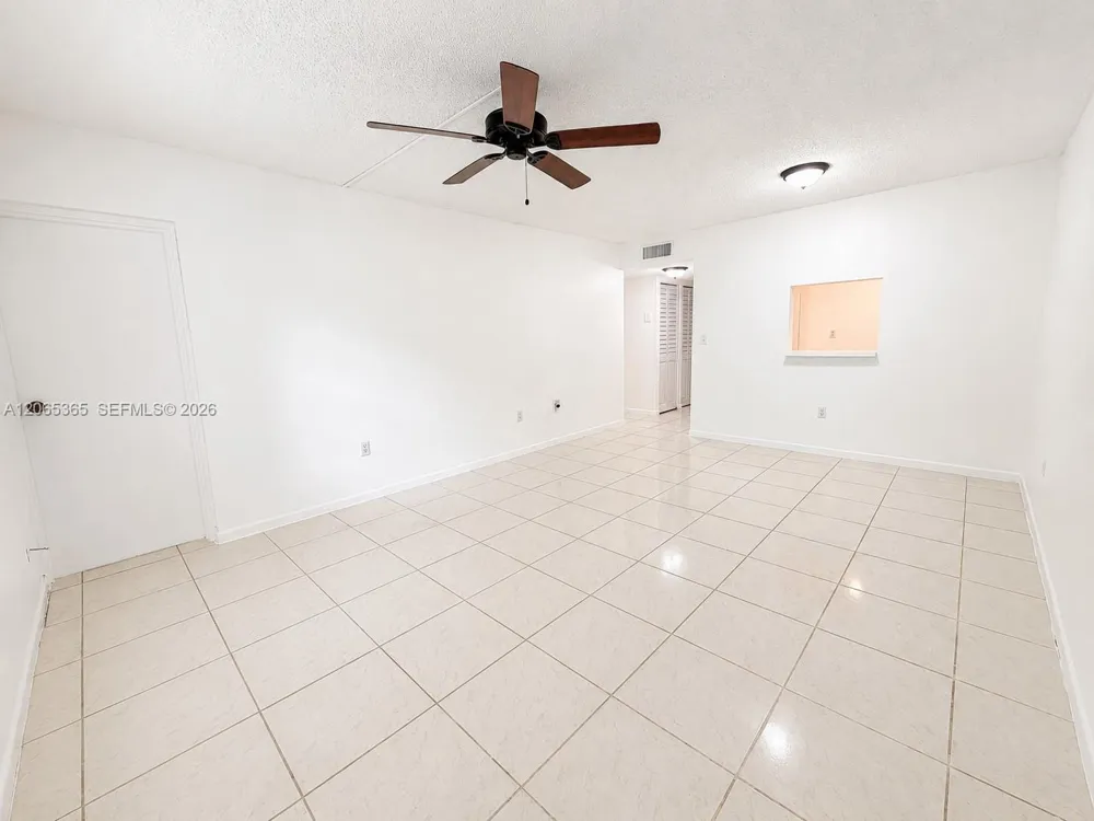 4384 NW 9th Ave #18-2A Deerfield Beach, FL 33064