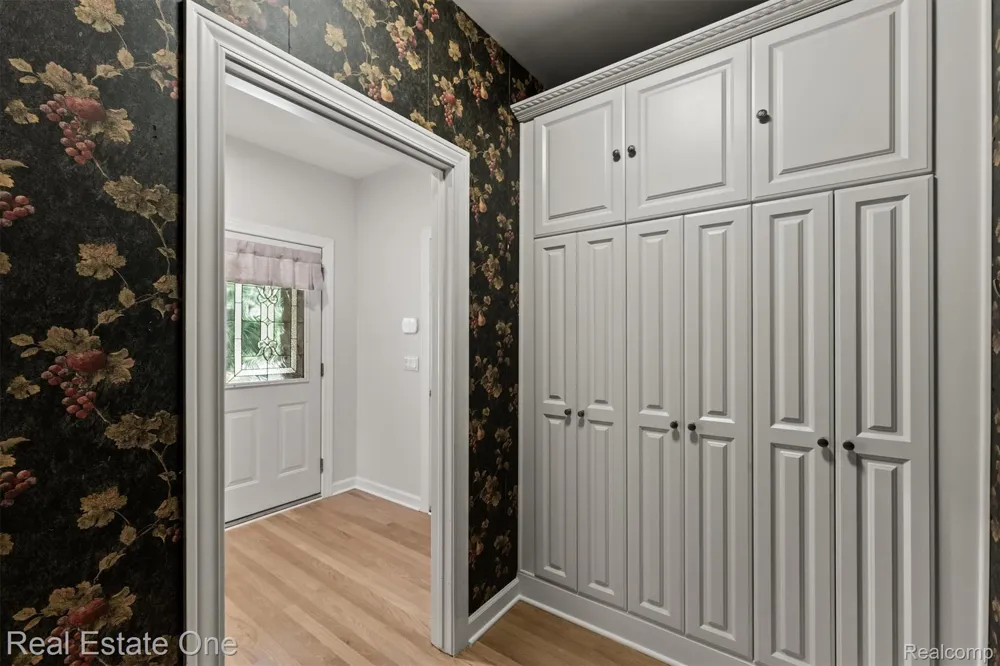 7798 Fieldstone Ridge Independence Charter Township, MI 48348