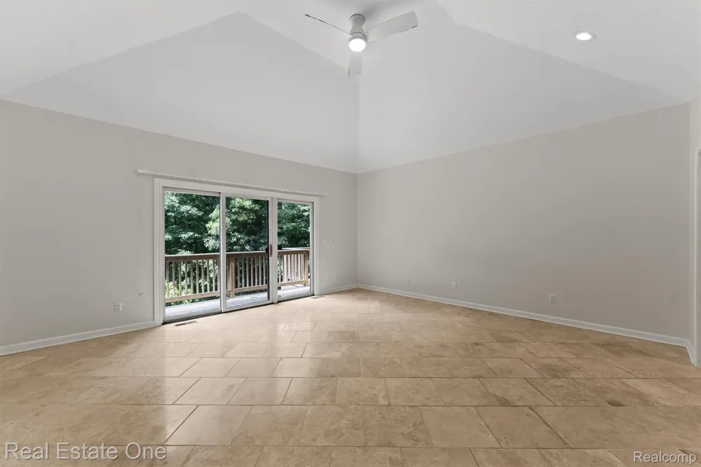 7798 Fieldstone Ridge Independence Charter Township, MI 48348