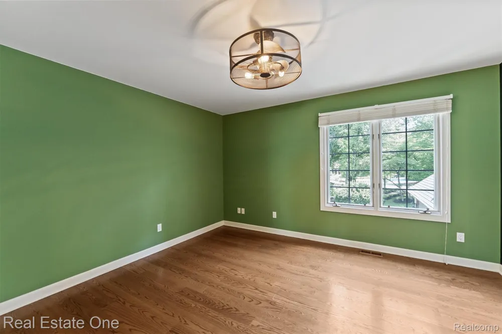 7798 Fieldstone Ridge Independence Charter Township, MI 48348
