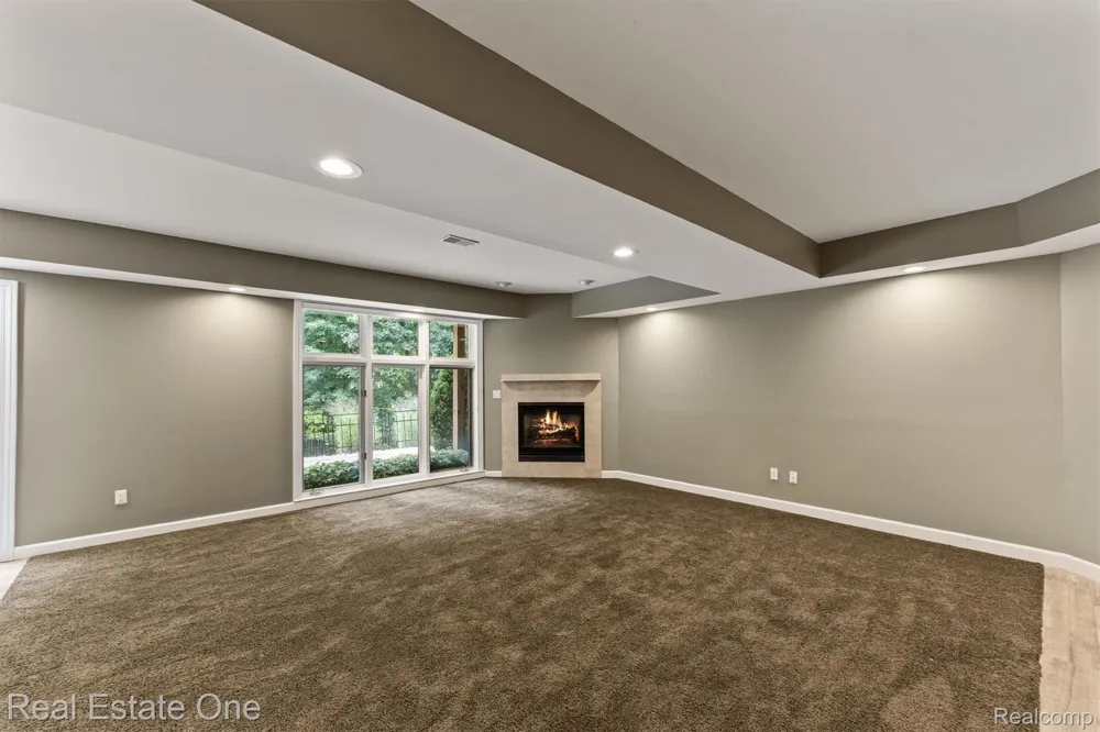 7798 Fieldstone Ridge Independence Charter Township, MI 48348